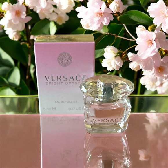 NIB- Versace Bright Crystal E.D.T- .17FL OZ MINI - Picture 1 of 4